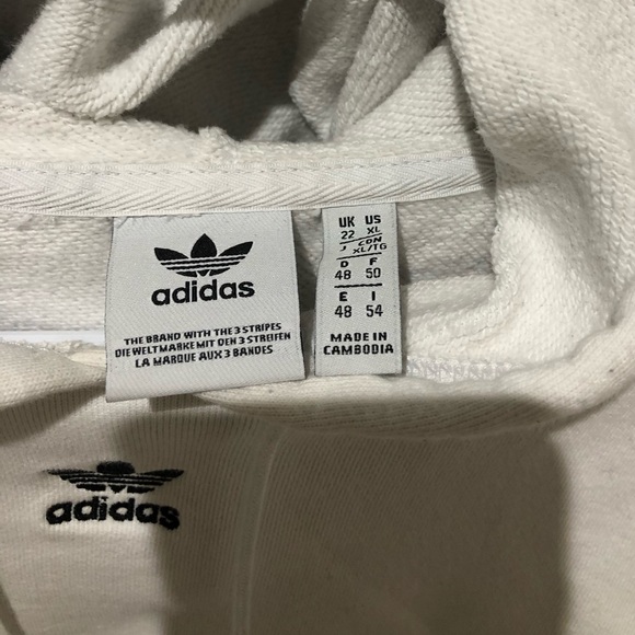 Adidas cropped logo hoodie - Picture 3 of 3